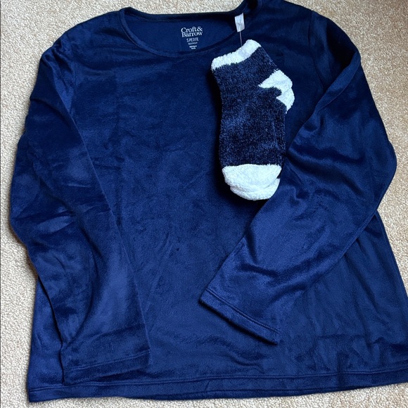 Comfort & Joy Pajama Set - Picture 4 of 6